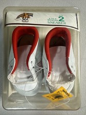 New Vintage TOYS R US Soft Sole Baby Shoes Size 2 for 6-8 months NRFB