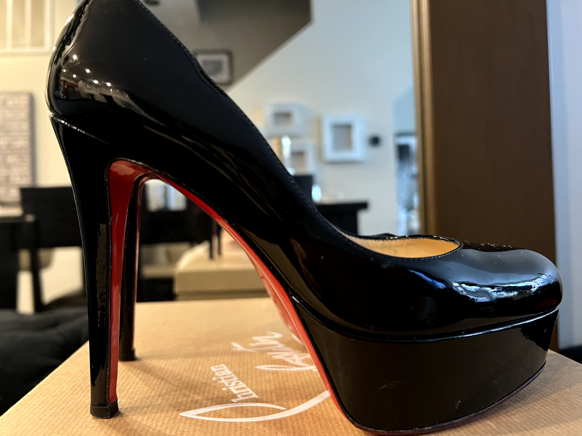 靴 Christian Louboutin LADYPEEPPATENTCALF36 Christian Louboutin Red Bottom Bianca Patent Calf Black 36B US 6
