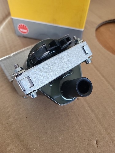 48057 NGK Bobina d'accensione U1005 per OPEL CORSA A B KADETT E ASTRA F OMEGA A - Imagen 3 de 9