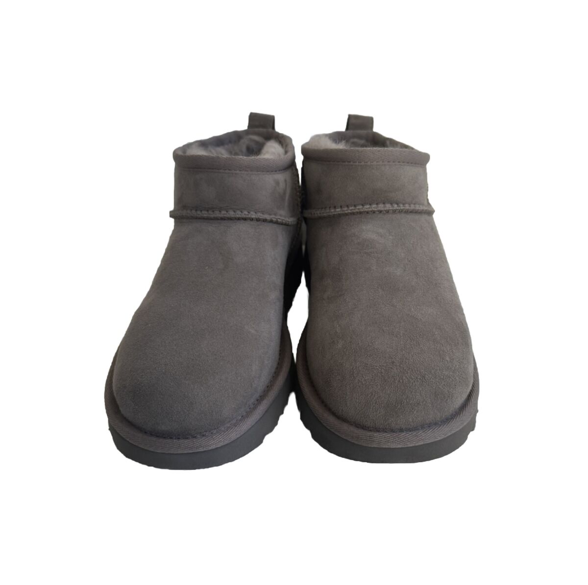 UGG CLASSIC ULTRA MINI SMOKE PLUME SHEARLING LINED BOOT US 8 UGG CLASSIC ULTRA MINI SMOKE PLUME SHEARLING LINED BOOT US 8