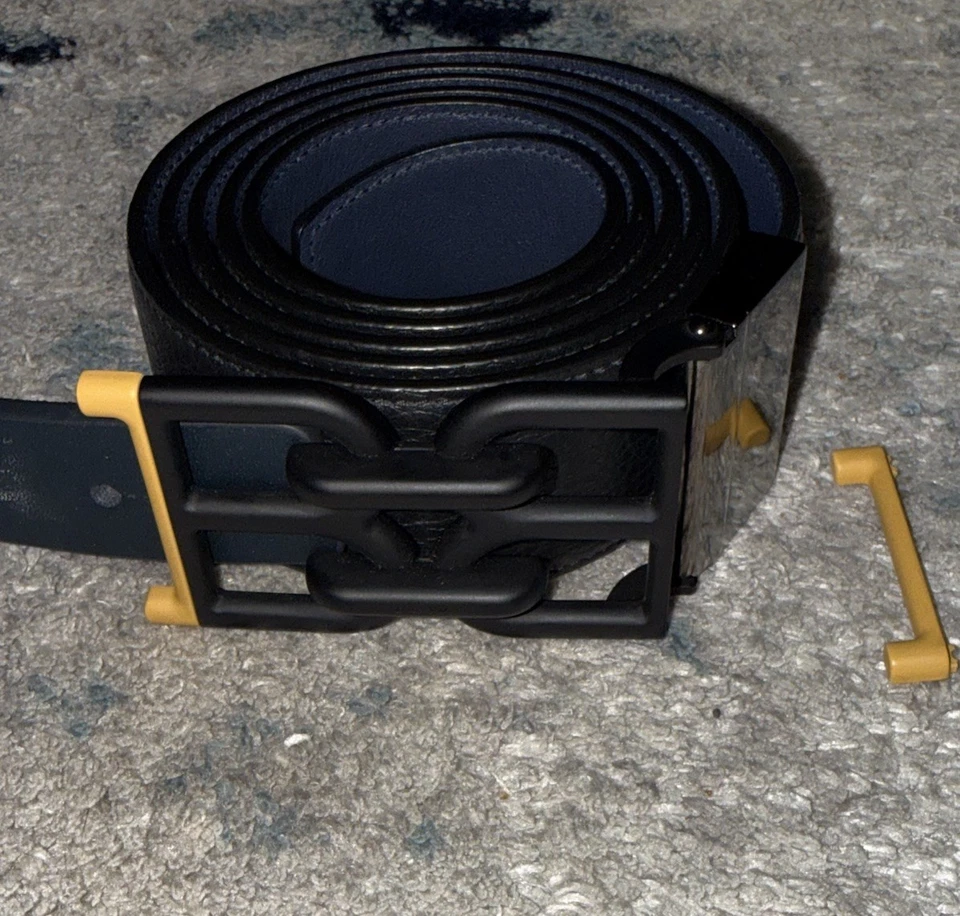 Bally Reversible Leather Belt Black/Navy 38 – New w/ small imperfection   - Image 2 of 4