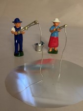 Boy  Girl Fishing with Fish In Pail Toy Soldier Barclay Manoil Grey Iron JAGS