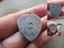 ANTIQUE VICTORIAN ART NOUVEAU HORSE RIDING STERLING SILVER LOCKET CHARM PENDANT