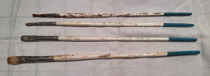 VTG LOT SET  4 M Grumbacher  Paint Brush 1244-F 1244-B Size 2 & 4 & Others Oil