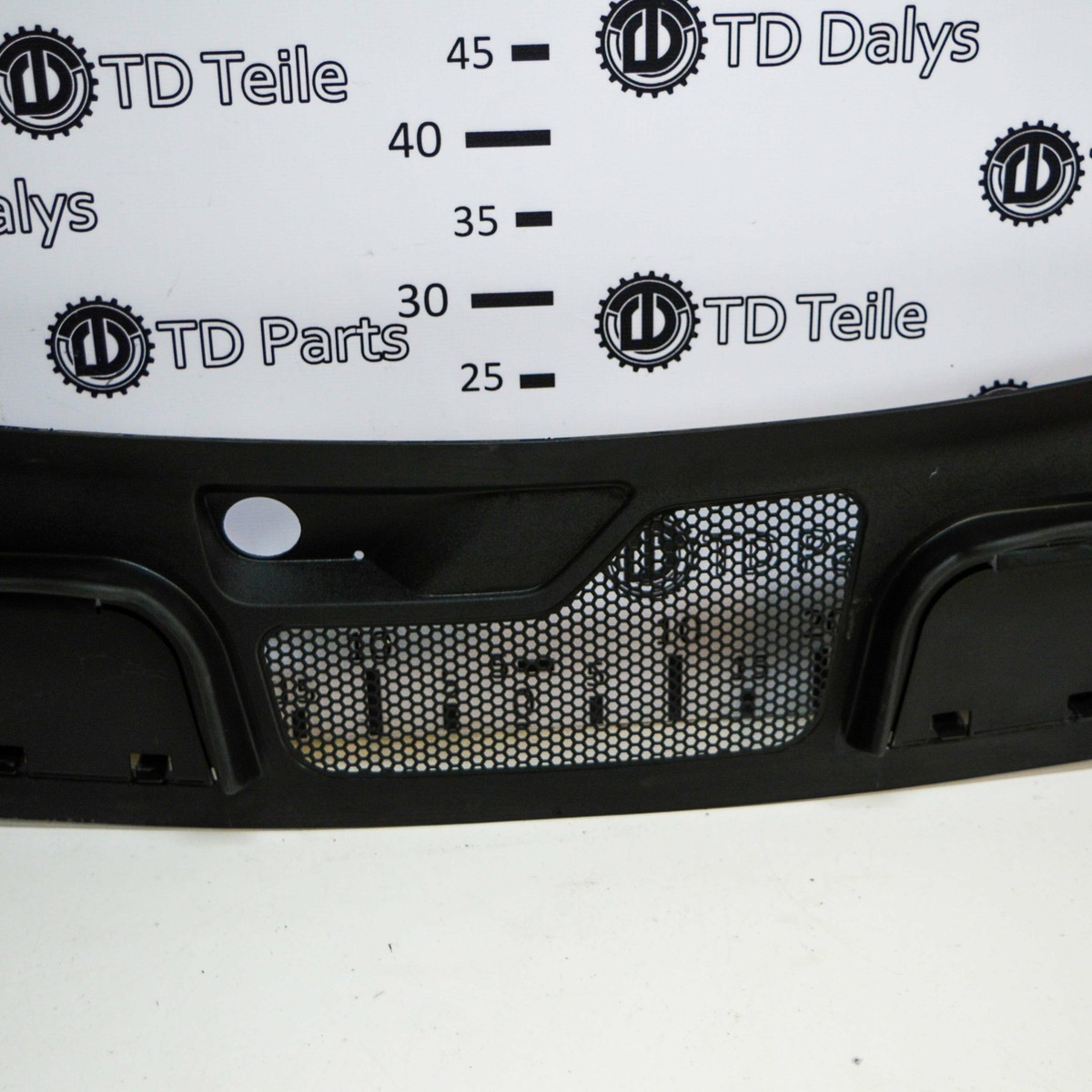 AUDI Q5 FY 2019 Front Wiper Cowl Trim 80C819403 2.0 Diesel 140kw 