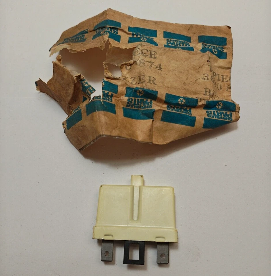 Zumbador de advertencia de cinturón de seguridad Dodge Plymouth Chrysler Newport 1972-1973 3620874 nuevo en stock Foto 4 de 4