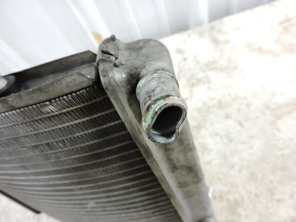 06 Aprilia Scarabeo 500 Scooter radiator - Image 3 of 4