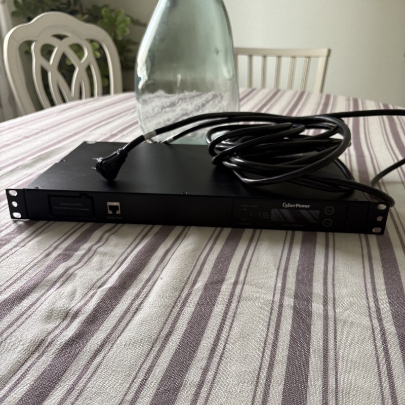 CyberPower PDU15M10AT Power Distribution Unit PDU Power Supply AC