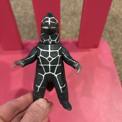 Bandai Kaiju Ultra Monster Series 500 No. 50 Dorako Ultraman Vinyl Figure