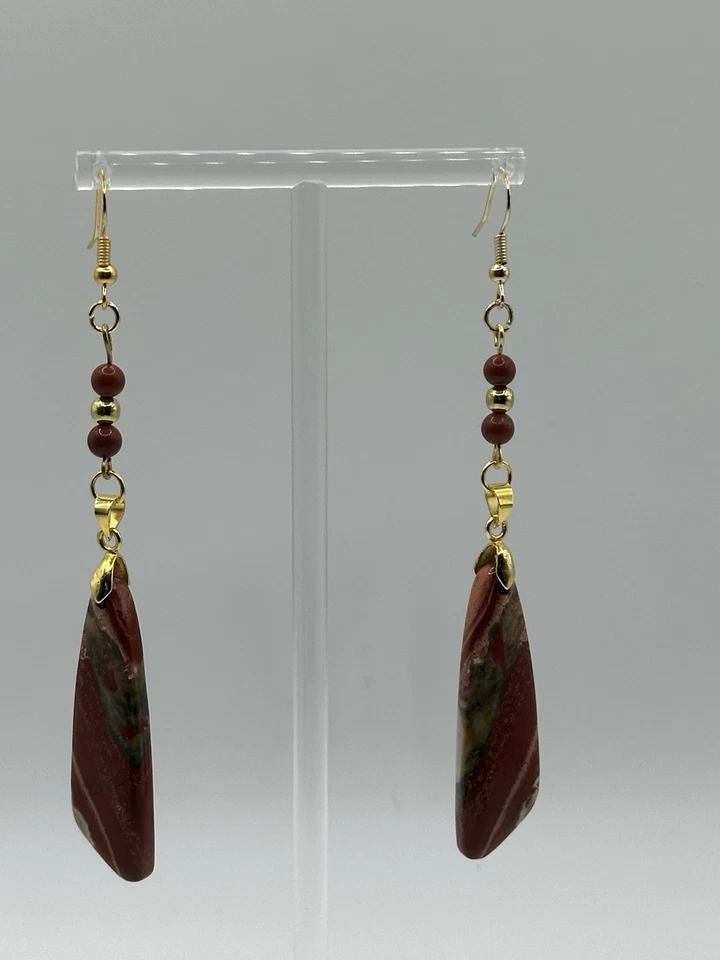 Pendientes colgantes dramáticos de jaspe rojo y sarda calcedonia Foto 4 de 4