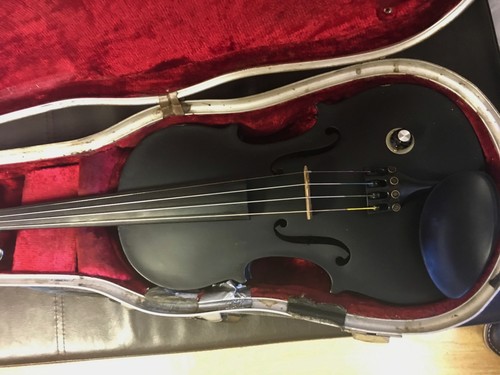 Black Barcus Berry Electric Violin Owned by Billy Currie (ULTRAVOX) - Picture 3 of 8