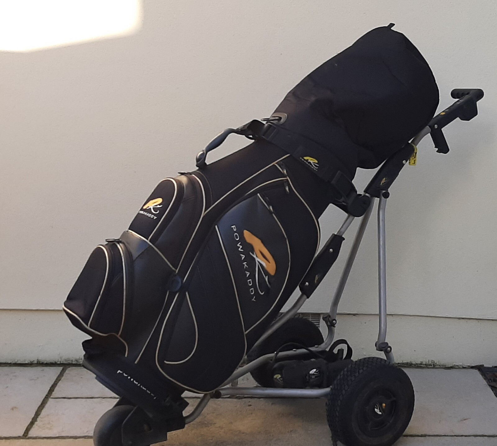 Powakaddy Electric Golf Trolley and Bag Used In good working order