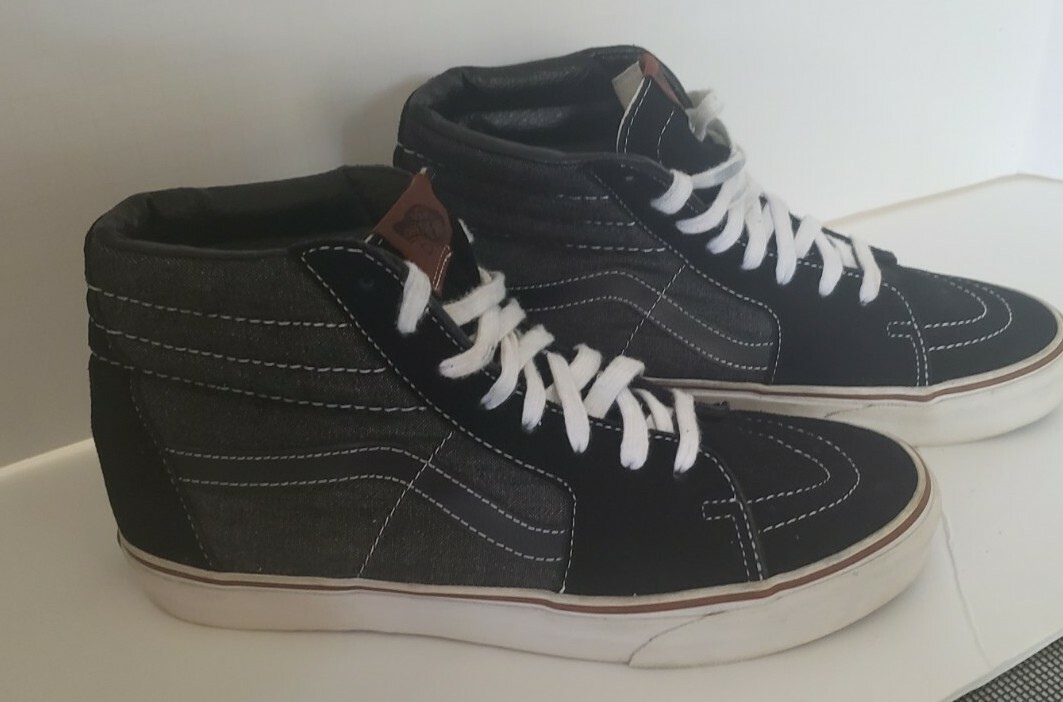 Vans Off The Wall Black Mixed Media Suede High Top Skate  display picture 1