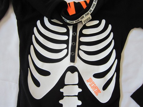 Victoria Secret Pink HALLOWEEN SKELETON THERMAL SLEEP ONE PIECE PAJAMAS XS S M - Picture 7 of 8