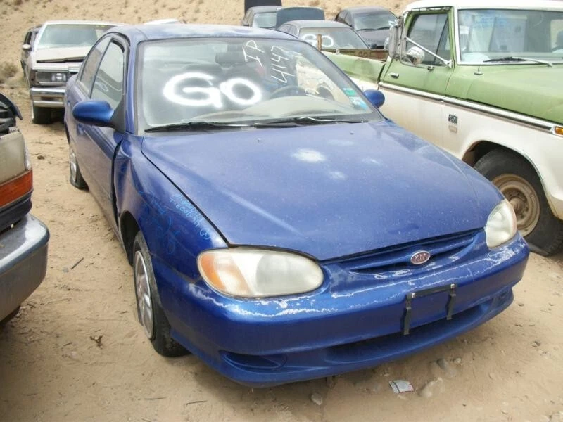 Bomba de dirección asistida usada se adapta a: Kia Sephia 2000 grado A Foto 3 de 4