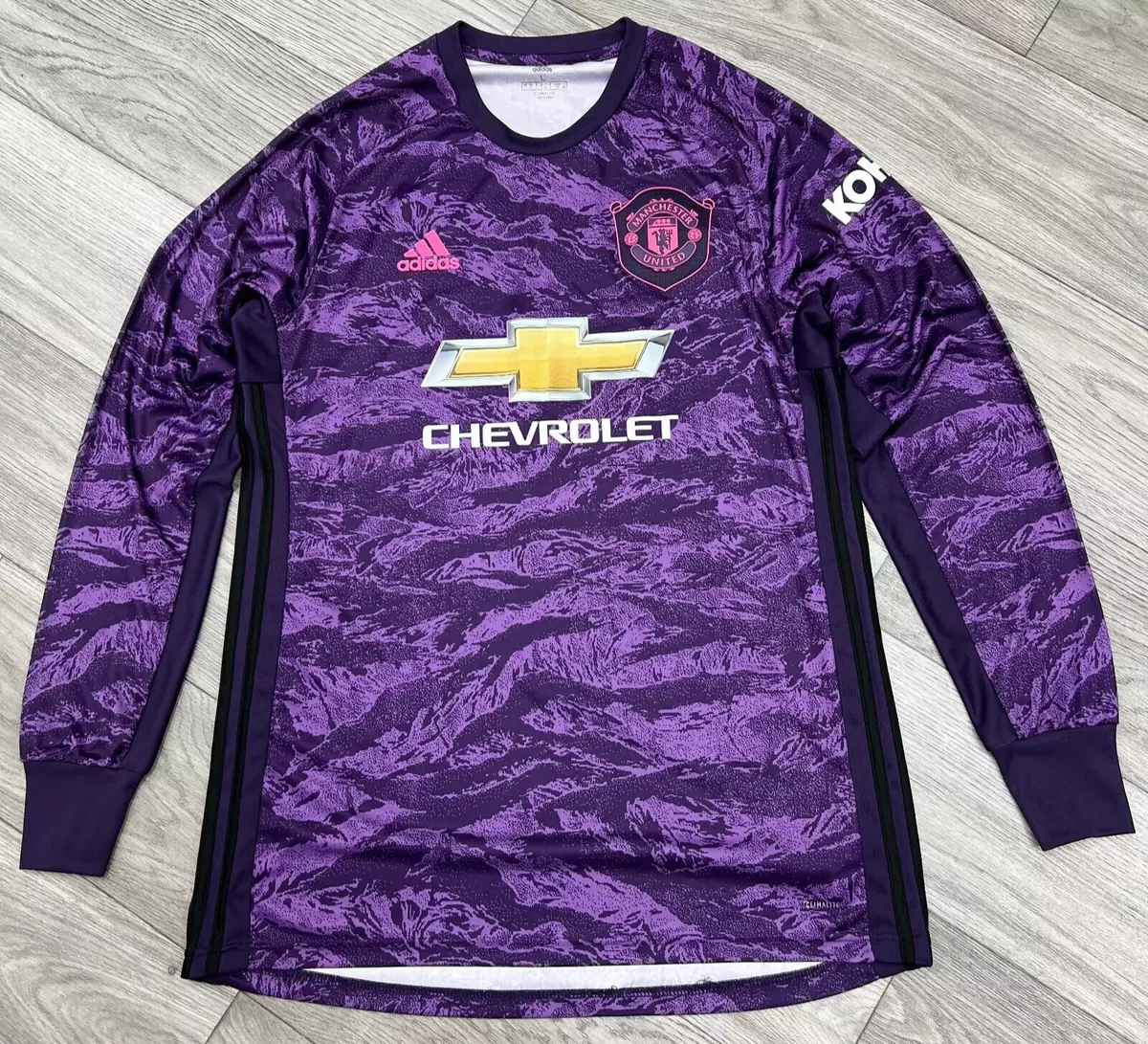 manchester united kit 2019