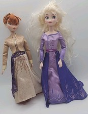 Disney Store Frozen 2 Elsa  Anna 2-Pack Doll Set Queen purple and gold dress