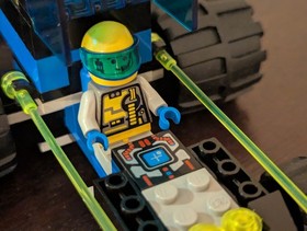 Vintage (1995) LEGO Space Unitron set 1787 Crater Cruiser - RARE