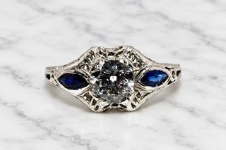 $6 000 18K Gold 1.15CT Antique Art Deco Natural Diamond & Sapphire Cocktail Ring