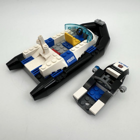 Lego City Police Boat 4205 Off-Road Command Center & Jet Ski 60126 Tire Escape