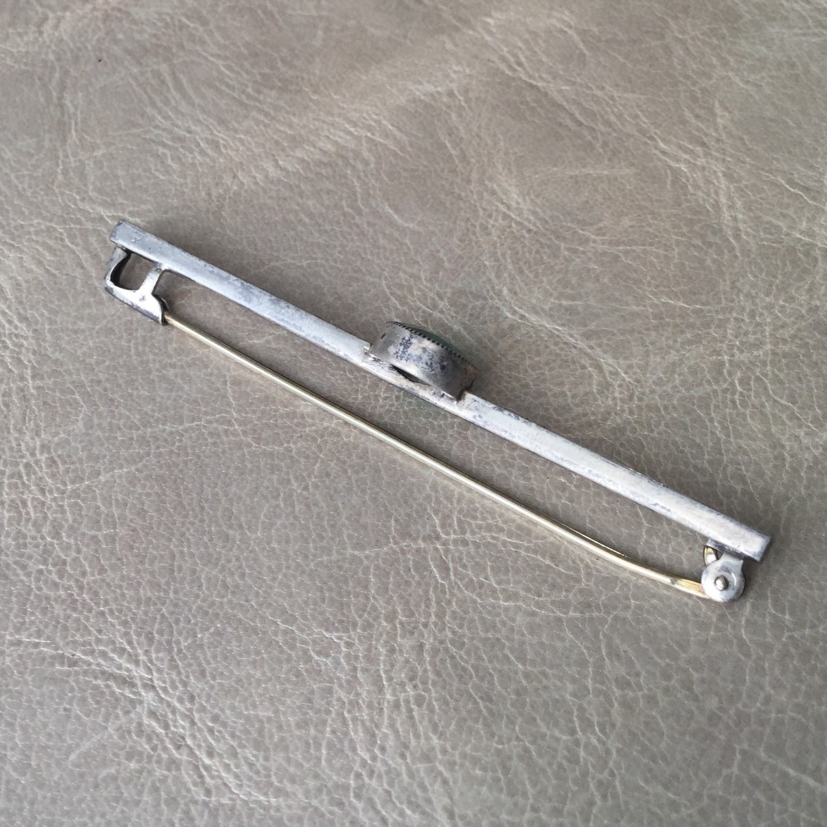 Broche Ancienne Art Déco En Argent Massif - Années 1920 Avec Pierre Verte - Très Bon État - France