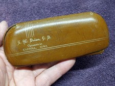 Vintage EYE GLASSES A W DODSON OPTOMETRIST CARROLL IOWA Empty Case