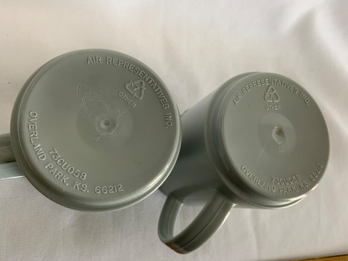 Vintage American Airlines First Class Coffee Cups set of 2 Gray Plastic - Picture 4 of 6