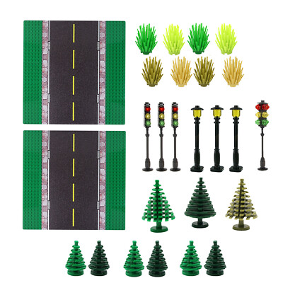 2 klassische Bausteine Straßengrundplatten mit Ampeln, Bäumen und Pflanzen  