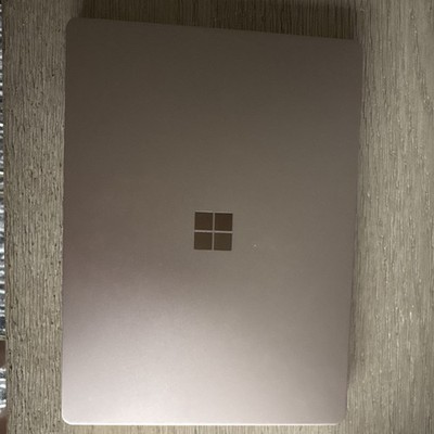 Microsoft Surface Laptop 13.5'' i5 8GB RAM 256GB SSD Rose Gold Windows USB-C