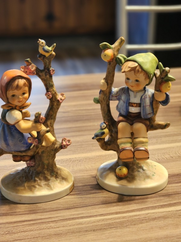 Goebel Hummel Apple Tree Boy and Apple Tree Girl #141 #142