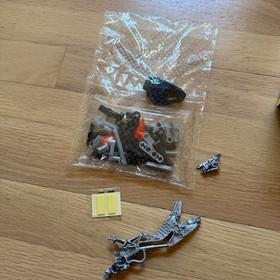 LEGO Bionicle: Ultimate Dume 10202 W/MASK & Krekka 8623 --Incomplete (see notes)