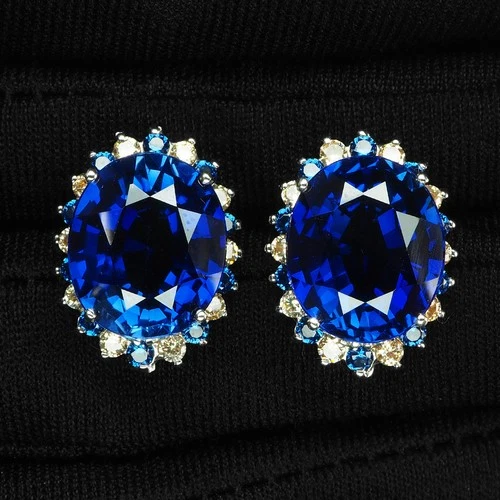 Glistening Vivid Blue Sapphire 17.6Ct 925 Sterling Silver Handmade Halo Earrings