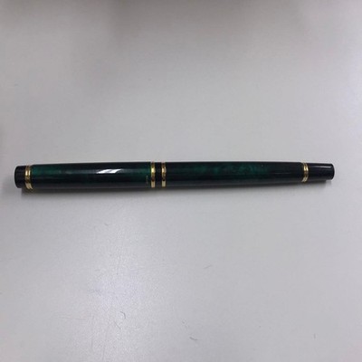 PILOT 14K585 Marble Green Fountain Pen Collectible Writing Instrument