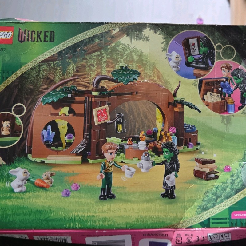 LEGO Elphaba's Retreat 75687 Wicked Building Set 228 Pieces Boxed