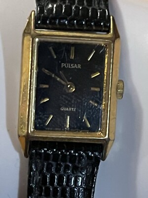 Vintage Black & Goldtone Pulsar Women display picture 3
