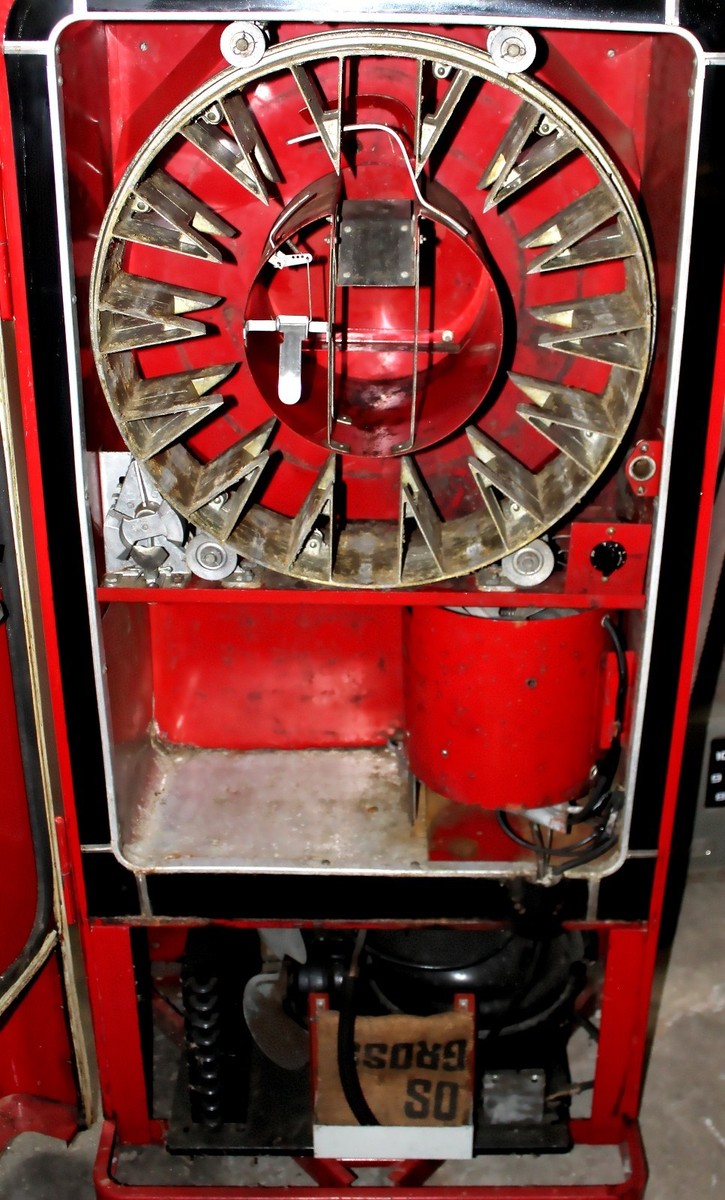 Vintage 1952 6 Cent Semi Restored Model 27A Coca-Cola VMC Vending