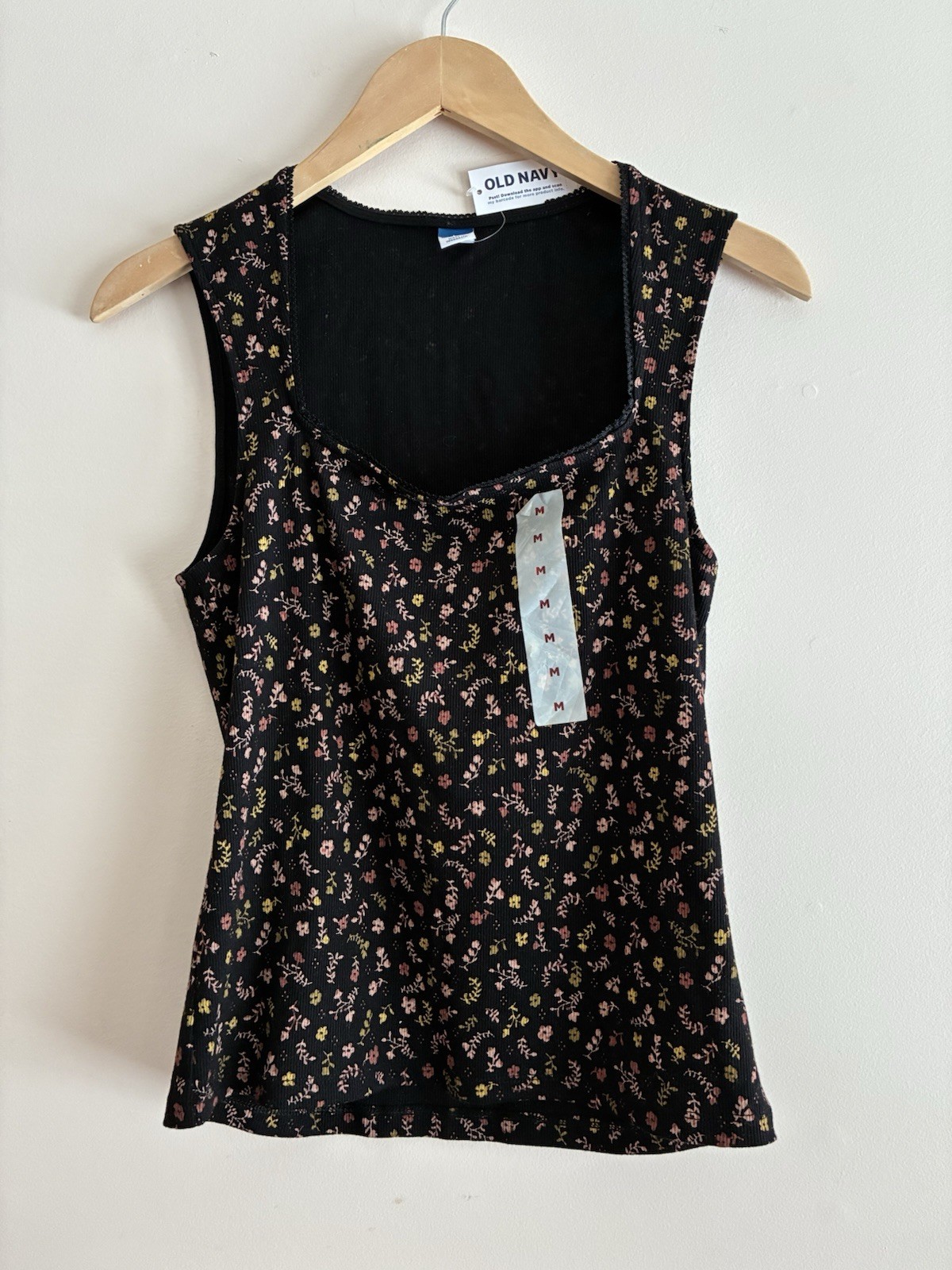 Old Navy Women's Floral Lace Cotton Blend Rib-Knit Square Neck Tank Top Black M