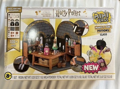 Miniverse Make It Mini Potions Harry Potter Class Room Playset NIB 