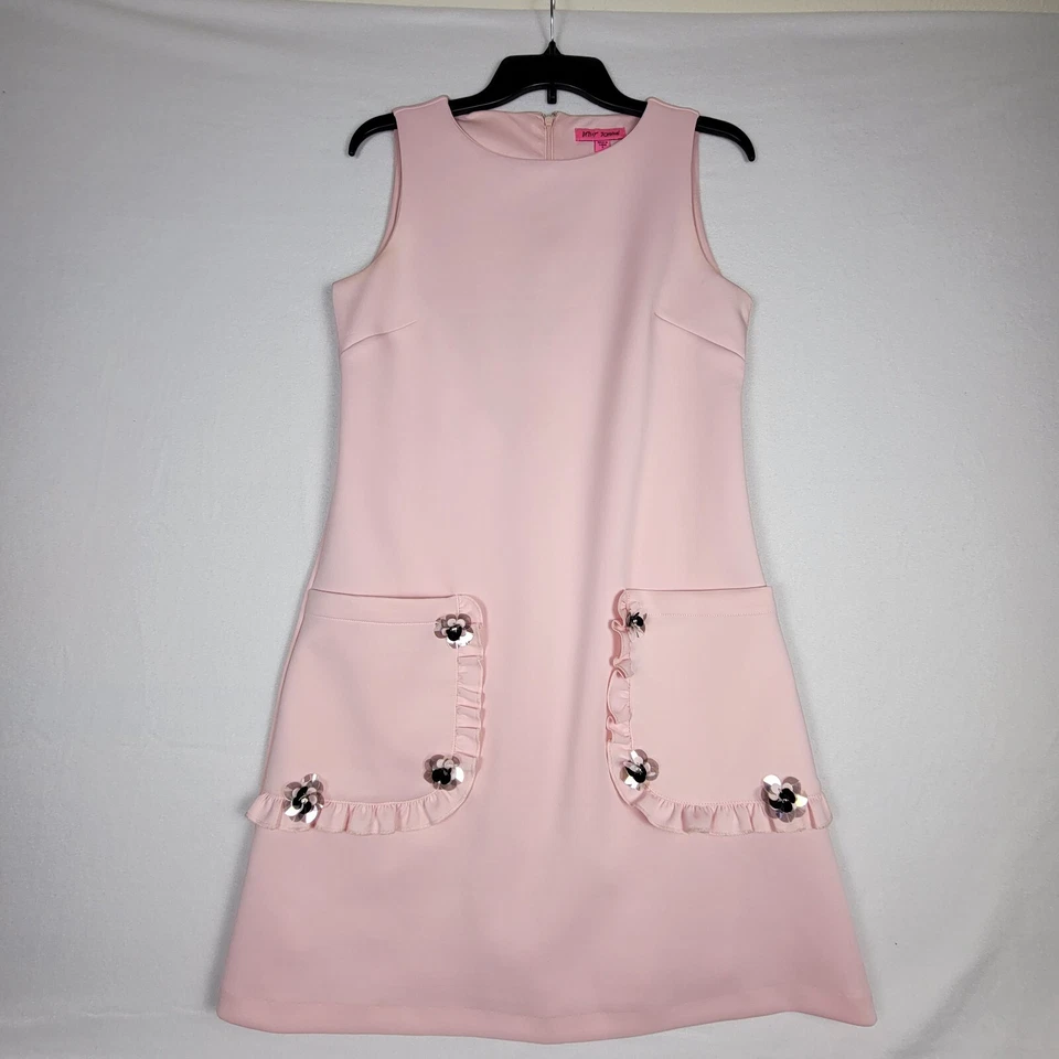 Betsey Johnson 连衣裙 Mod 水肺换装连衣裙 女式 6 码 粉色荷叶边口袋 — 第 2/4 张图片
