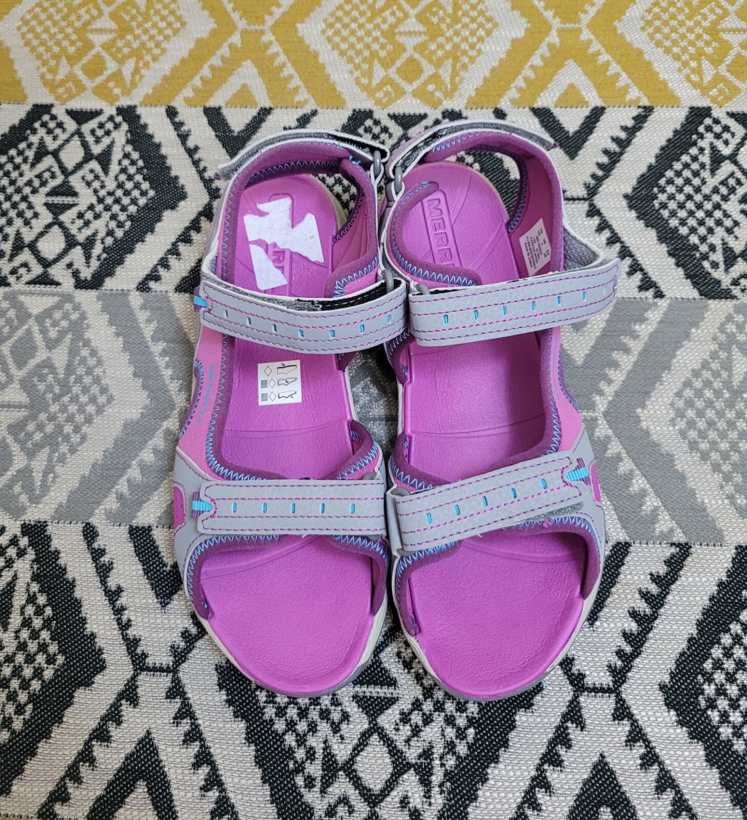 Sandali da passeggio regolabili Merrell Panther indossati una volta più grandi per ragazze taglia 4 EU 36