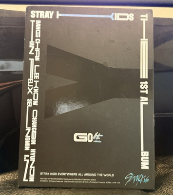 Stray Kids GO LIVE GO 生 Limited Edition Version Album CD All Inclusions 1st Set