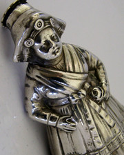 GERMAN HANAU SOLID SILVER DUTCH GIRL PEPPER POT 1921 HEAVY 50g ANTIQUE