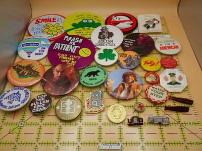 Vintage Pinback Button & Enamel Lapel Pin Lot 30pc Doctor Who Gen Con
