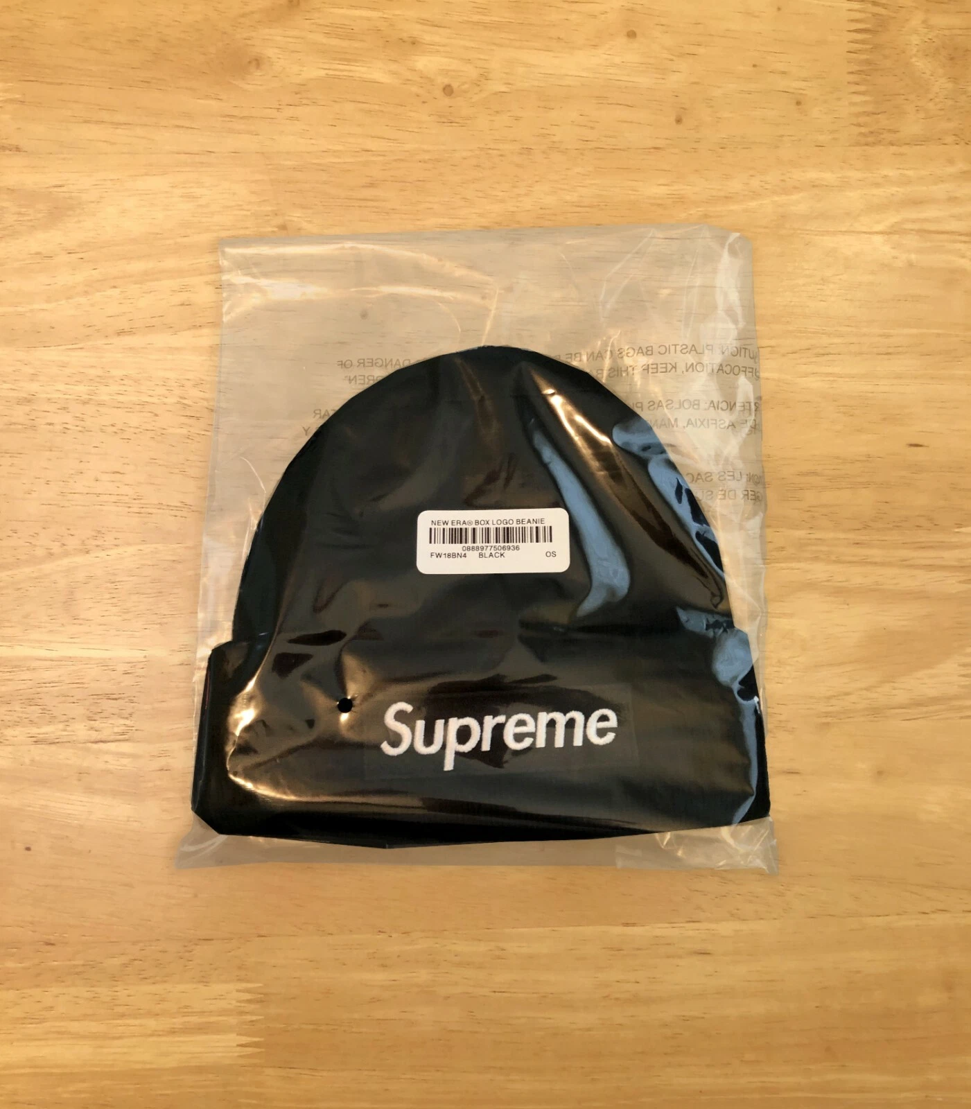 Supreme Box logo beanie noir nouvelle ère FW18   Expédié le jour même