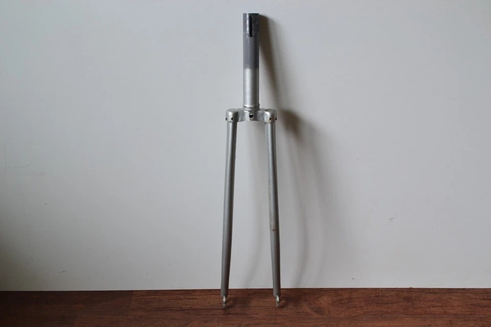 Vintage Silver Grey Steel Fork 27" 1" 147mm Steerer - Image 2 of 4