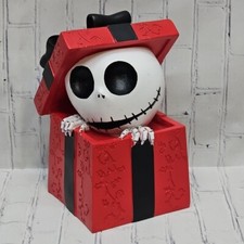 TIM BURTON S THE NIGHTMARE BEFORE CHRISTMAS JACK SKELLINGTON RED GIFT BOX RESIN