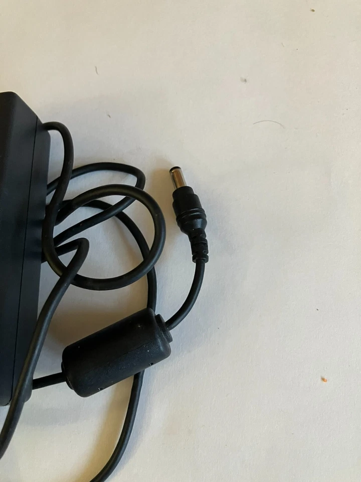 Compaq 91-58616 19V/3.16A Laptop Power Adapter - Image 4 of 4