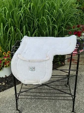 MEDALLION English Saddle Pad by Toklat ~ 38" x 20"