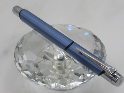 HIGH QUALITY PARKER FACET STEEL BLUE ROLLER BALL PEN - FREE INK CARTRIDGES