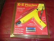 NEW NIP EZ Plucker Lighted Tweezers for crafts beauty sportsmen elderly aide